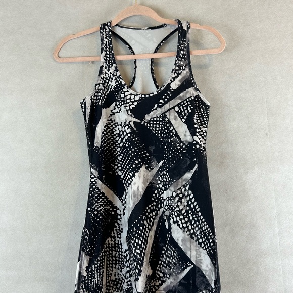 Lululemon Racerback cool tank CRB black static mist white shirt size 8 - Picture 3 of 7